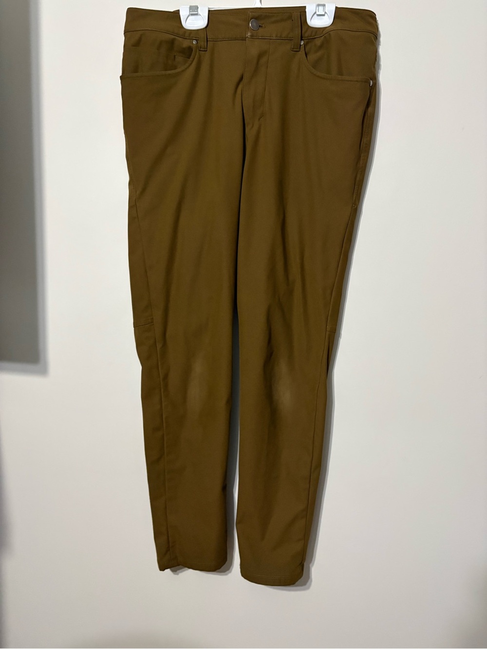 Lululemon Men's Chinos in Olive Brown